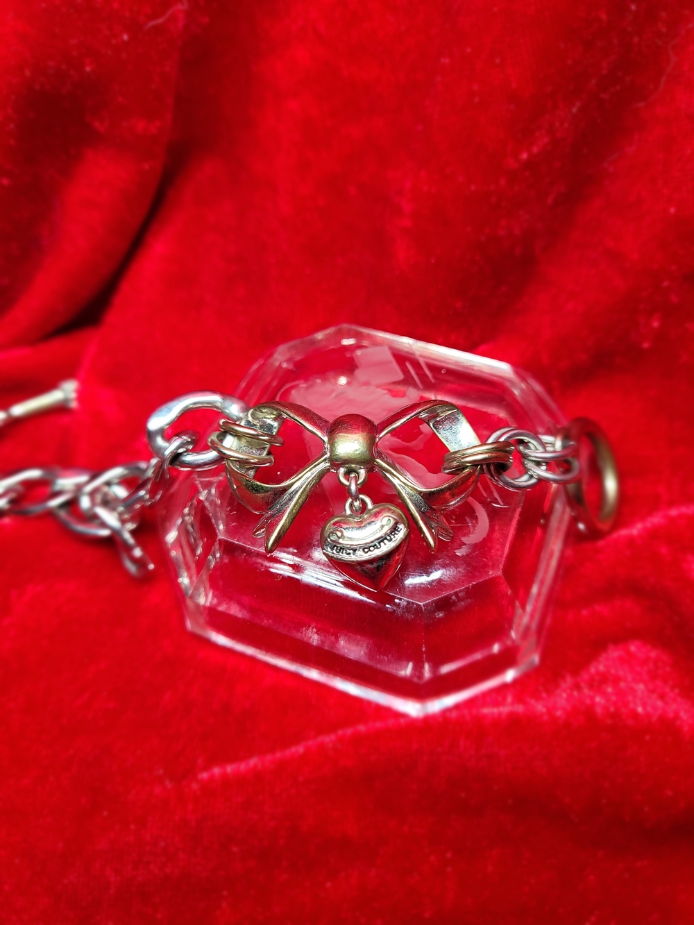 Juicy Coutoure Y2k Bow Bracelet With Heart And Gem